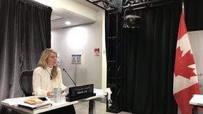 Melanie Joly, canciller de Canadá.