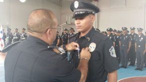 Condecoran a agente policial que frustró robo en Pacora Condecoran a agente policial que frustró robo en Pacora