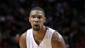 Bosh conduce la victoria de los Heat