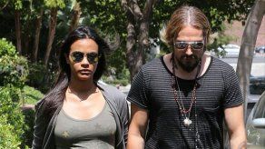 Zoe Saldaña se siente más unida a su marido tras convertirse en madre