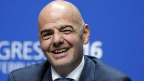 Infantino promete nueva era en la FIFA