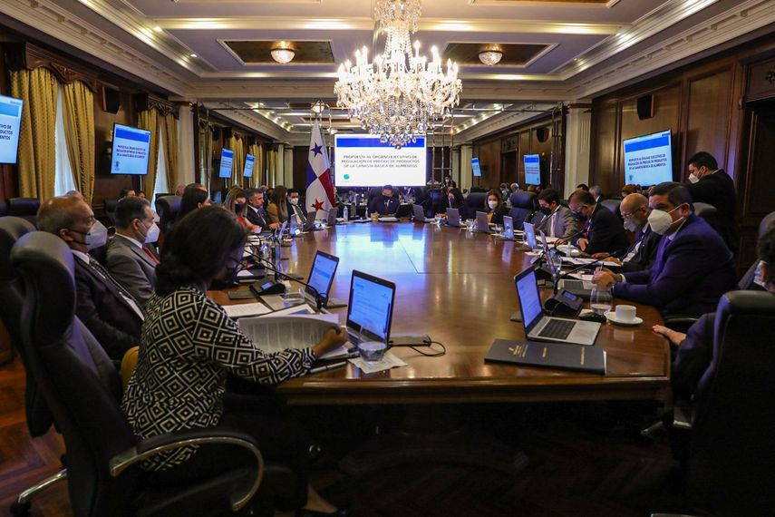 Consejo de Gabinete.