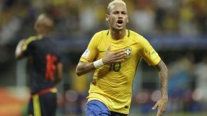 Brasil vence 2-1 a Colombia y avanza a tercera casilla