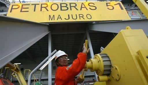 Petrobras coloca en operación plataforma en megayacimiento de Sapinhoá