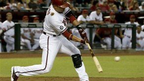 Diamondbacks y Delgado apabullan 10-0 a los Padres