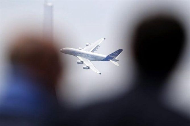 Salón aeronáutico y del espacio en Francia