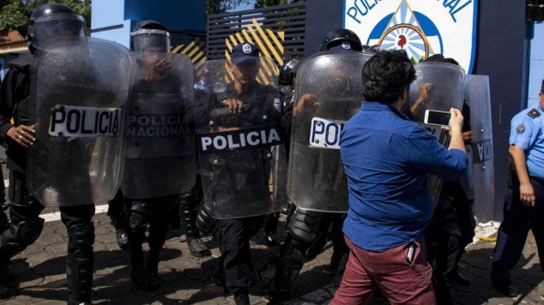 Propietario de medios acude a justicia por allanamiento de diario en Nicaragua