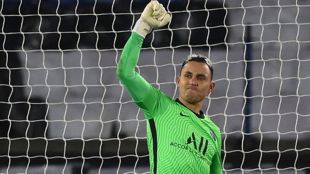 Keylor Navas renueva con el PSG hasta 2024