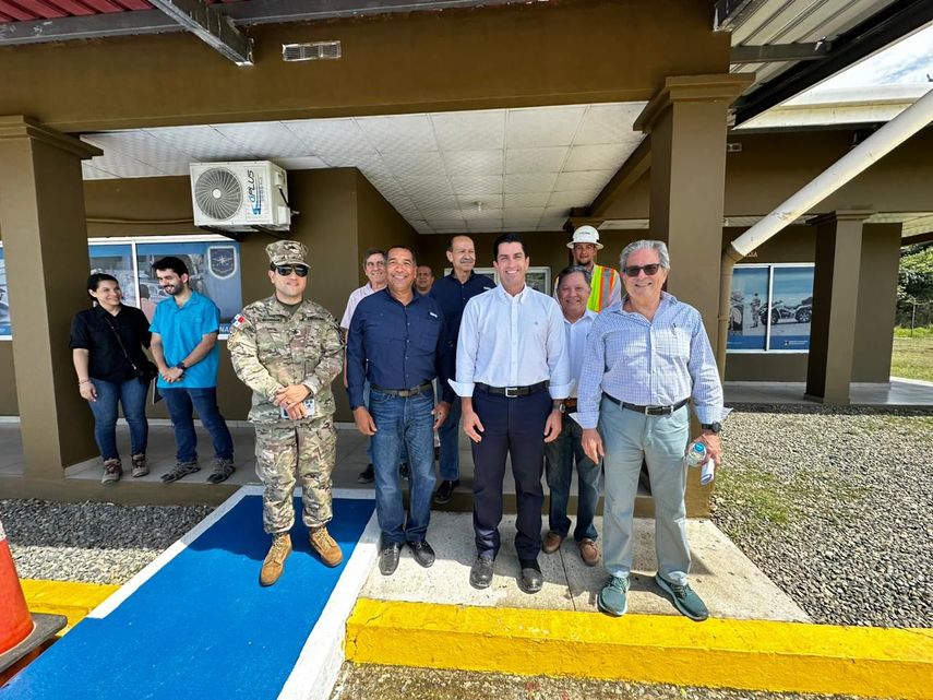 Ministro de Salud realiza recorrido por la construcción del Hospital de Metetí en Darién