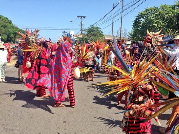 Llegó el día, primer Desfile de los Diablicos Sucios se toma Las Tablas