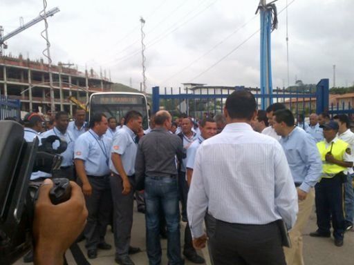 Conductores de diablos rojos en alerta por paro de Mis Bus