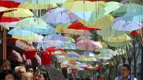 China exporta más e importa menos