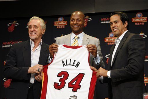 Heat ficha a Ray Allen y Rashard Lewis