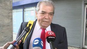 Abogados de empresarios Morales y Ruiz Obregón en diligencias por caso de mochilas
