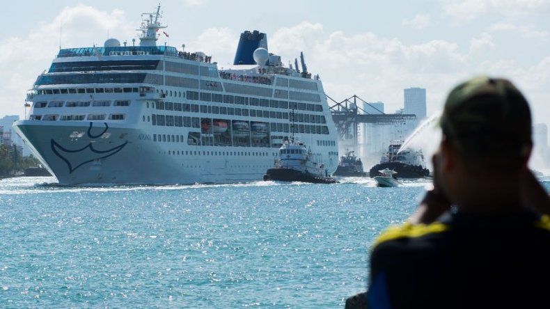 El Adonia, primer crucero de EEUU a Cuba en décadas
