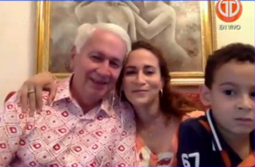 Ulpiano Vergara recibe sorpresa de su hija Dania María