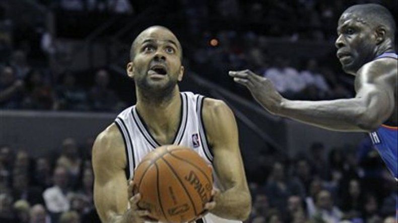 Parker anota 42 puntos en victoria de Spurs sobre el Thunder