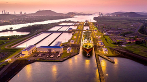 La ampliación del Canal de Panamá.