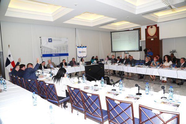CNRE aprueba Artículos sobre regulación de financiamiento electoral privado