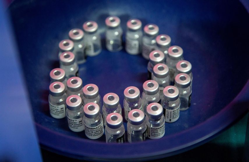 Alemania espera un encargo de 80 millones de dosis de BioNTech para 2022.