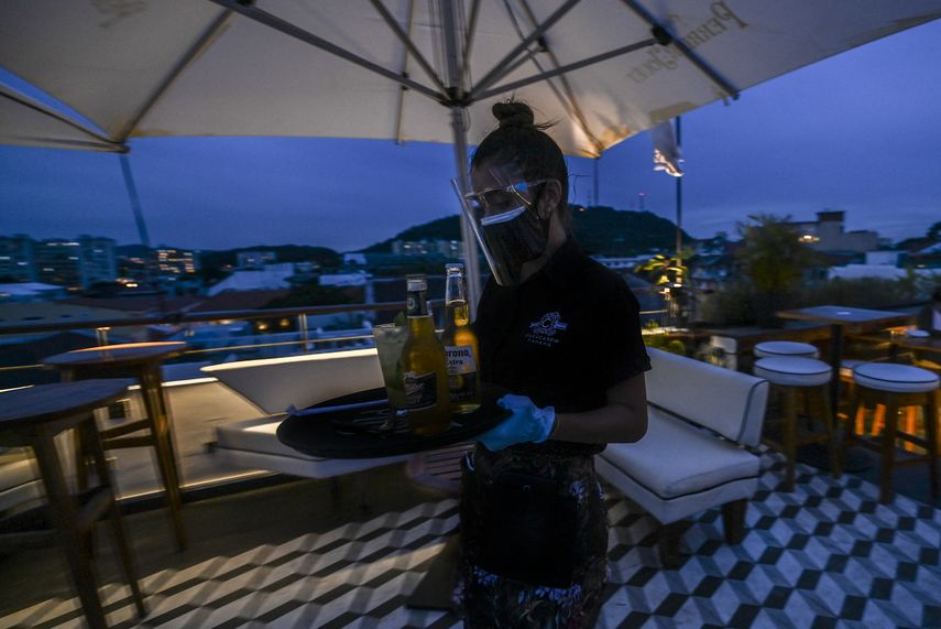 En Panamá se estima que 2 mil restaurantes cerraron debido&nbsp; la pandemia y no se sabe si reabrirán.