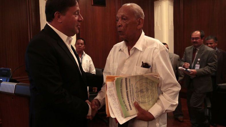 Gabinete aprueba hasta B/.55.00 de aumento para jubilados y pensionados