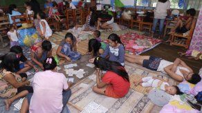 Filipinas: Miles de evacuados