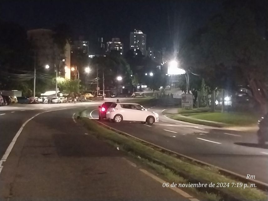 Cierre a la altura de la Universidad de Panamá.