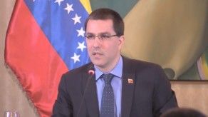 Venezuela: Canciller denuncia que EE.UU. planea un bloqueo naval