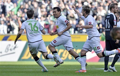 Venezolano Arango anota un golazo en la Liga Alemana