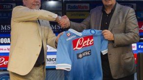 Benítez espera retener a Cavani en el Nápoles