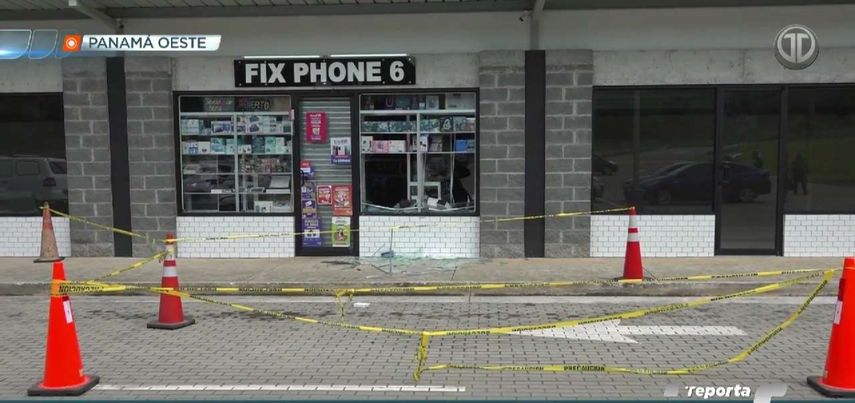 Robo en tienda de celulares en Capira.