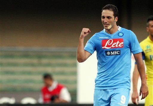Higuaín-Aubameyang, un duelo entre nuevos ídolos de Nápoles y Dortmund