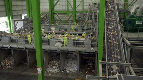 Se trata de una estación de transferencia y selección de desechos sólidos generados en un sector del norte de la capital, donde se separa el material reutilizable.