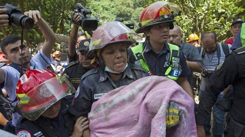 Luto en Guatemala por deslave que dejó 16 muertos y 600 desaparecidos