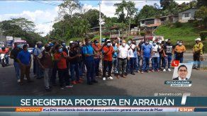 Moradores de Arraiján protestan para pedir que se les dé empleo en proyecto Línea 3