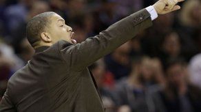 Al entrenador de los Cavaliers le molestan las distracciones