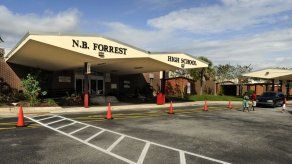 Florida: Escuela cambia su nombre de líder del KKK