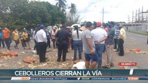 Cebolleros de Natá protestan en la Vía Interamericana