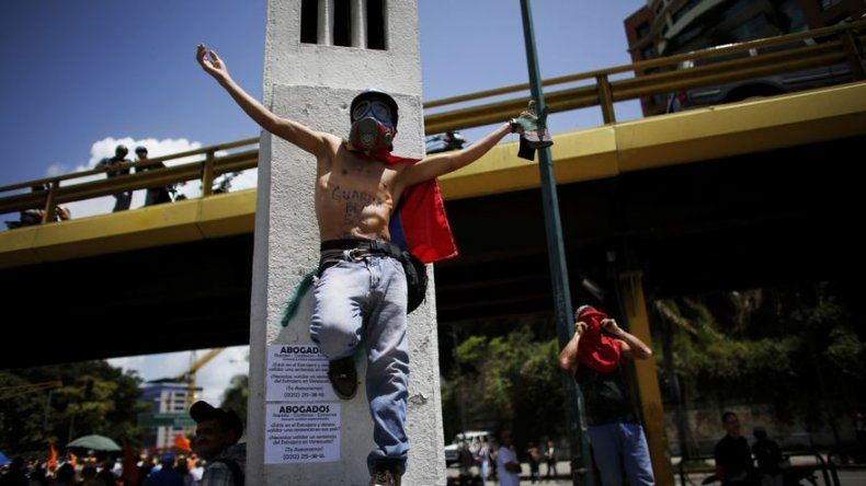 La oposición venezolana rechaza “opción militar” de Trump