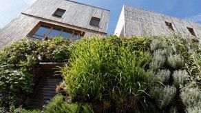 La alcaldesa de París promete una ciudad cien por cien verde en 2016