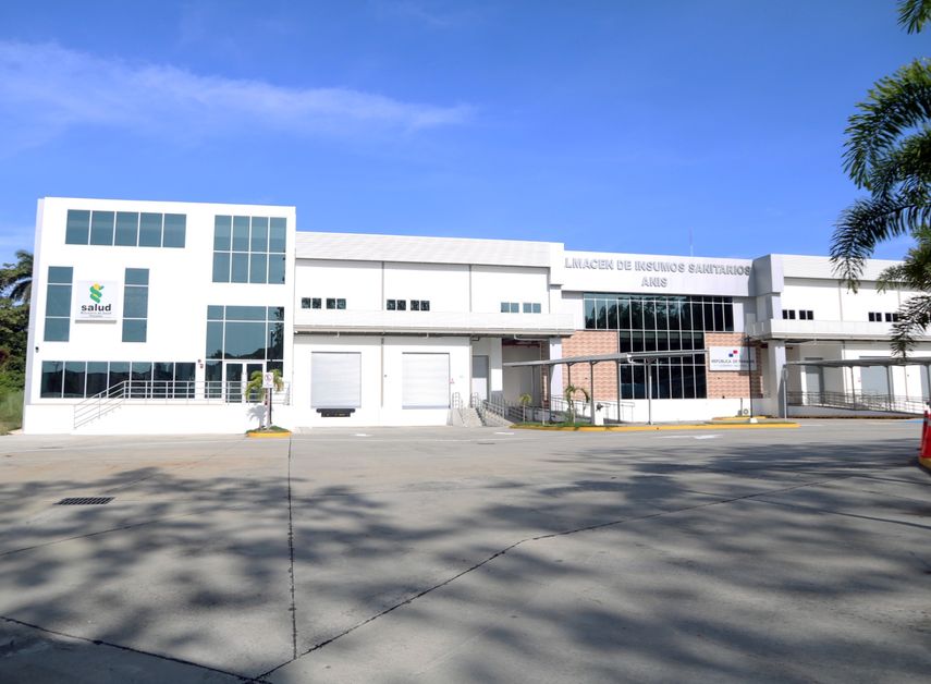 Nuevo Almacén Nacional de Medicamentos es inaugurado.