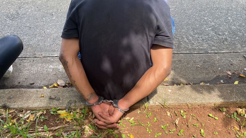 Persecución policial termina en arresto de dos personas en Don Bosco&nbsp;