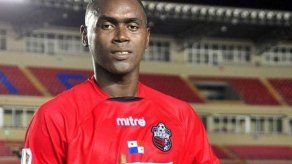 Soto confirma a Garcés y anuncia baja por 10 meses de Acosta y Gómez