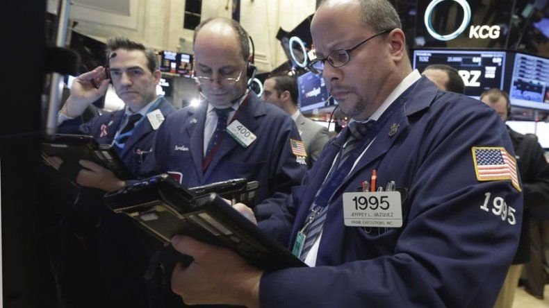 Wall Street registra ganancia ligera