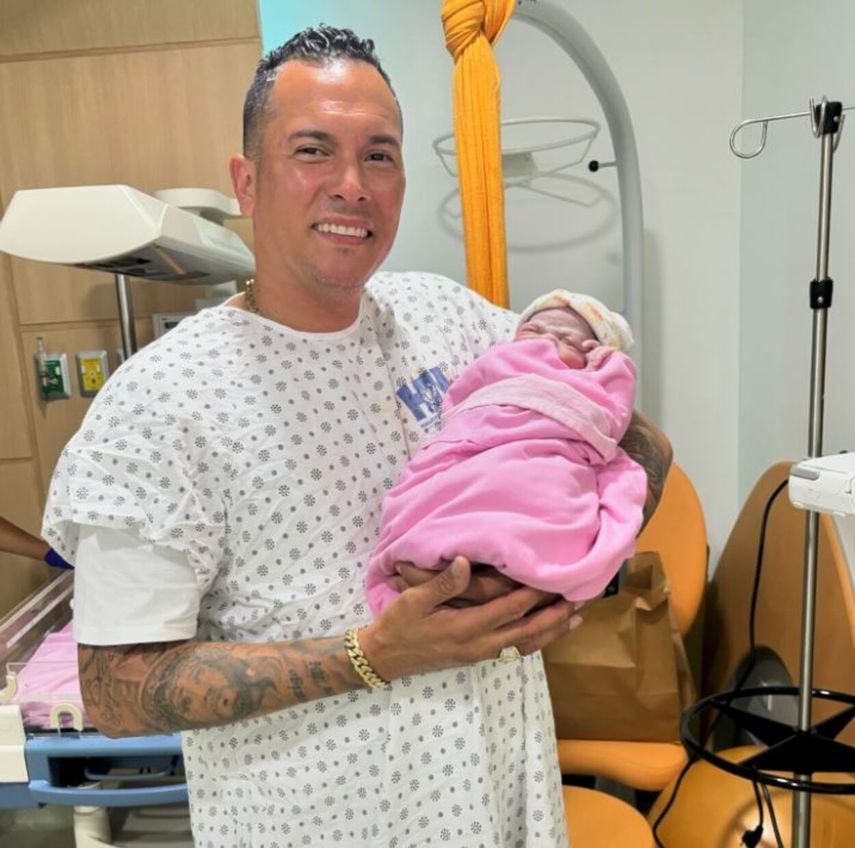 Blas Pérez debuta como abuelo