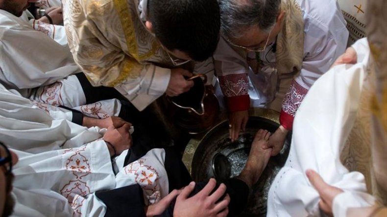 Cientos de cristianos reviven las últimas horas de Jesús en Jerusalén