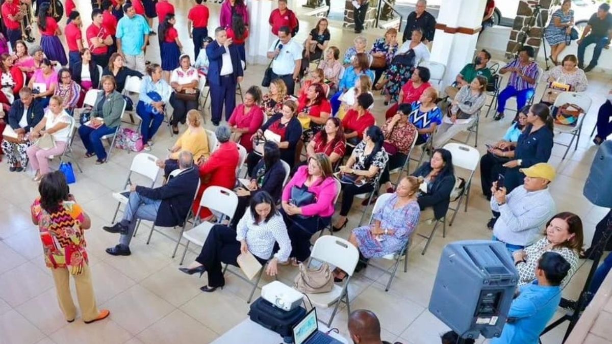 Escuela para Padres cambia de fecha en Panamá Centro. Escuela para Padres cambia de fecha en Panamá Centro.