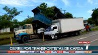 conductores de camiones cierran la avenida domingo diaz conductores de camiones cierran la avenida domingo diaz