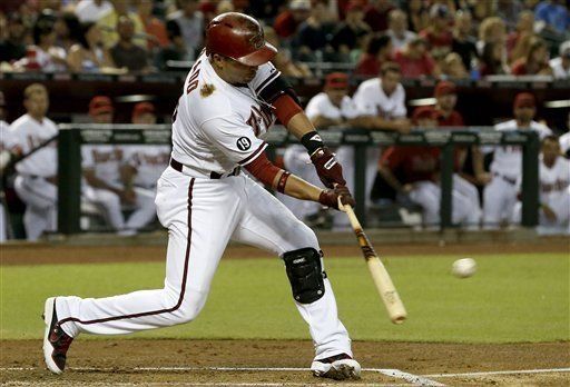 Diamondbacks y Delgado apabullan 10-0 a los Padres